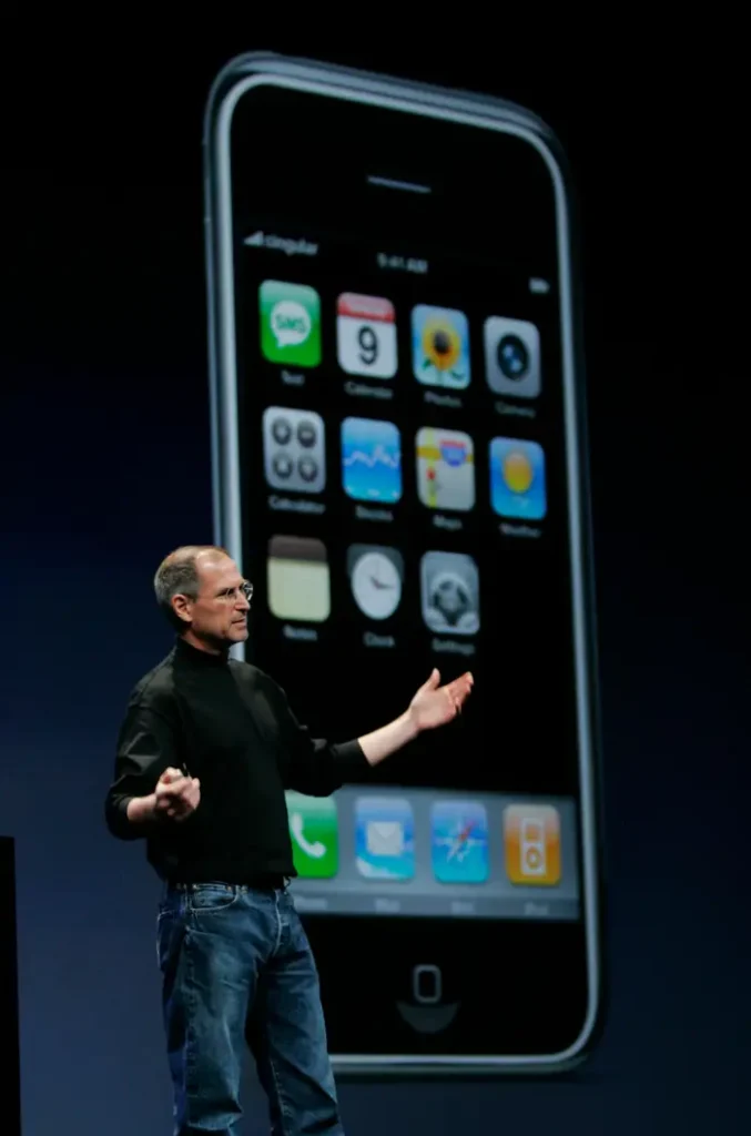 steve jobs med den første iphone